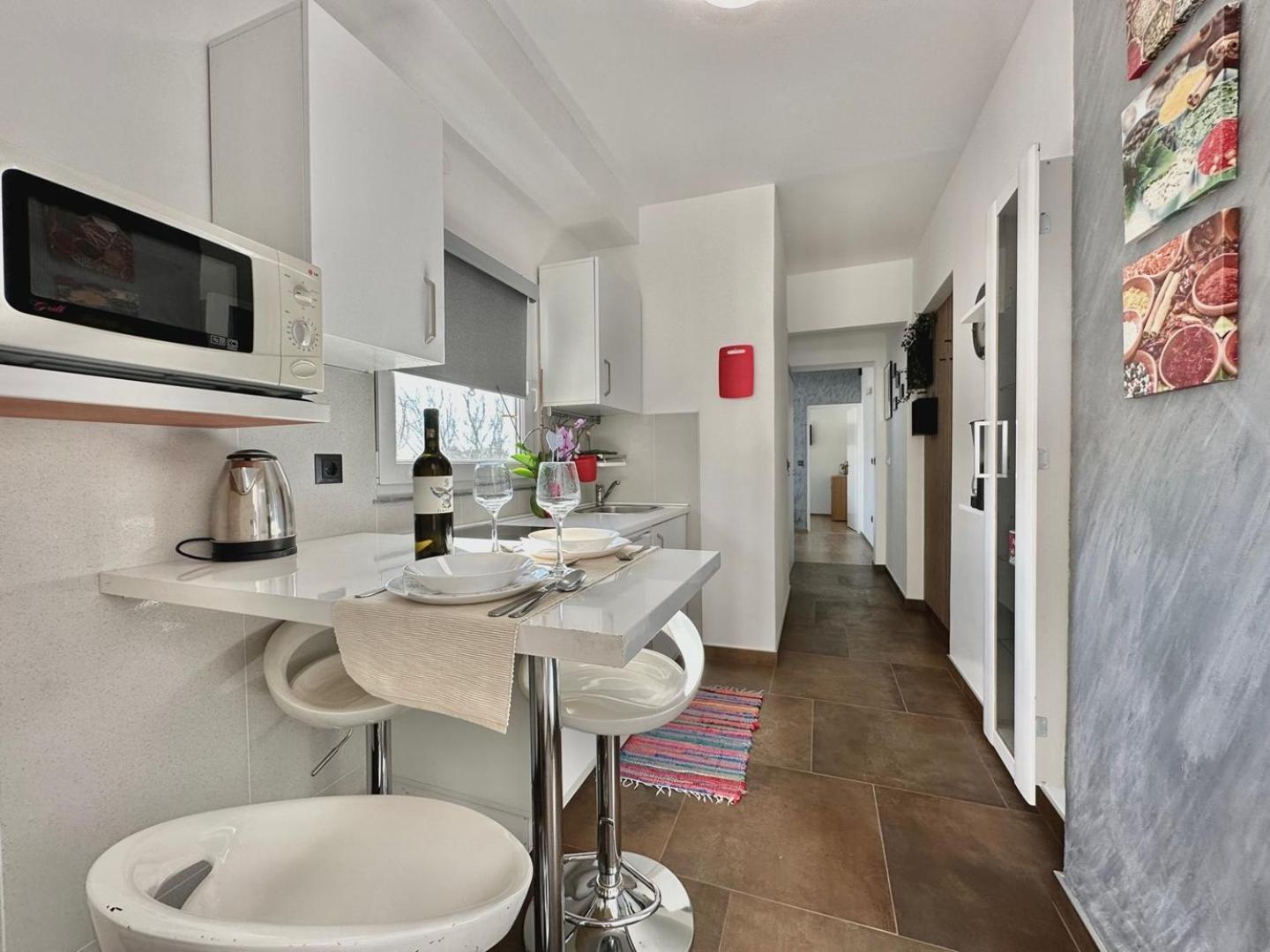 Charming Apartments Dodo Krk Town Bagian luar foto