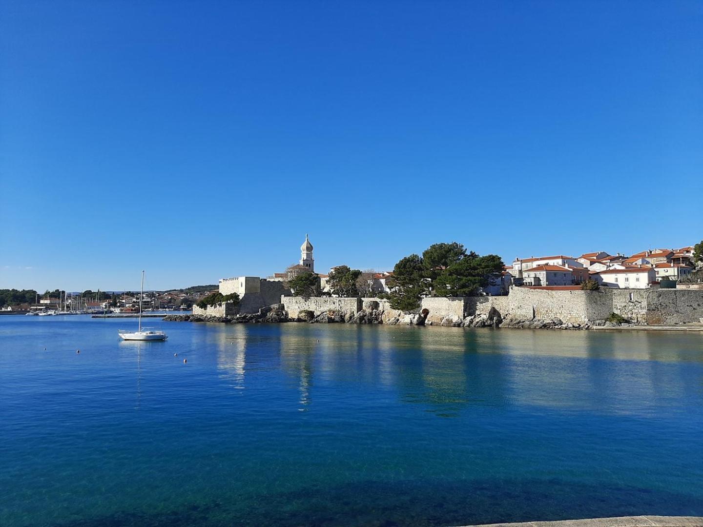 Charming Apartments Dodo Krk Town Bagian luar foto