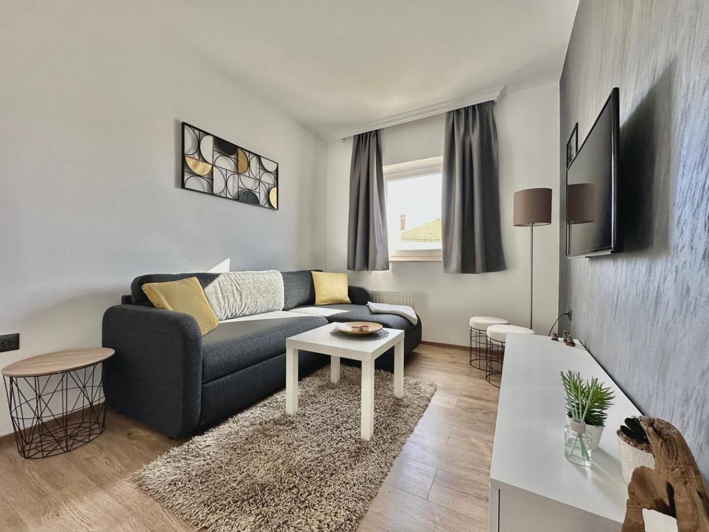 Charming Apartments Dodo Krk Town Bagian luar foto